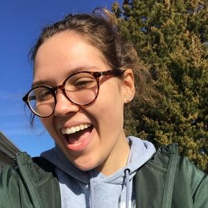 Meet your Posher, Brooke